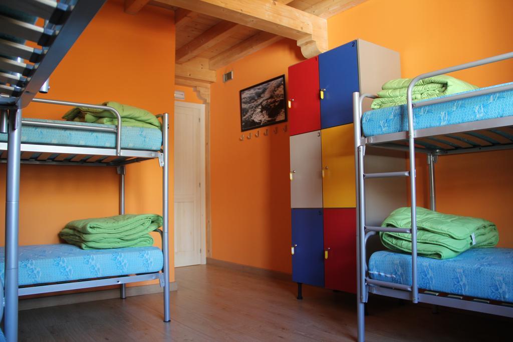 Hostel Curavacas Triollo Room photo